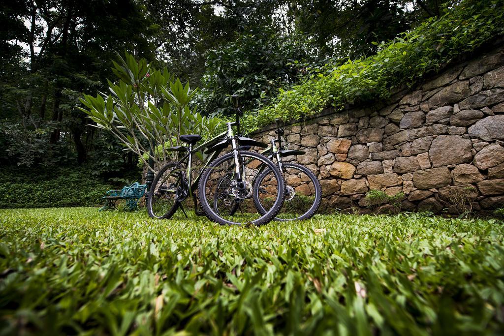 Pepper Trail Hotel Sultan Bathery Bagian luar foto
